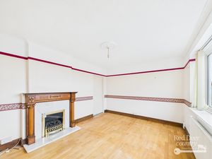 Sitting Room- click for photo gallery